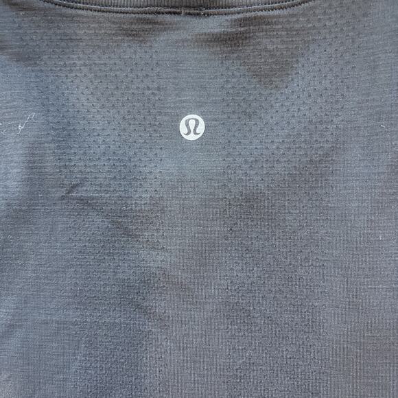 Lululemon Women SZ 12 Swiftly Breathe Relaxed Muscle Tank Top Black Breathable - Picture 3 of 7